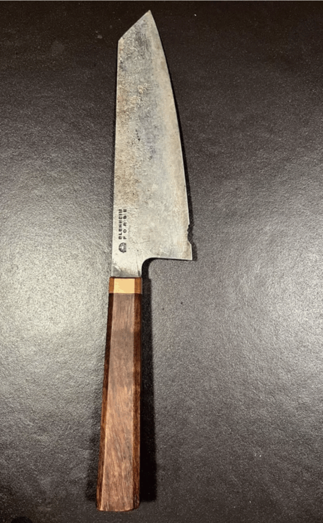 Beispielfoto für Reparaturen bevor das Messer repariert wurde