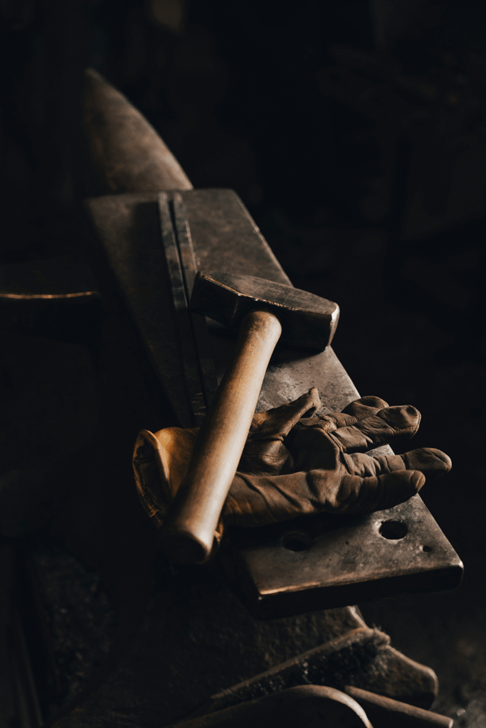 Schmied Amboss Handschuh Werkzeug Tengu Knives